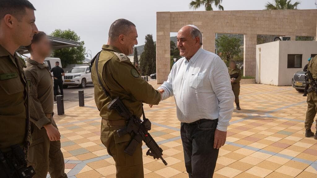 צילום: דובר צה"ל הרמטכ"ל בביקור בשלומי