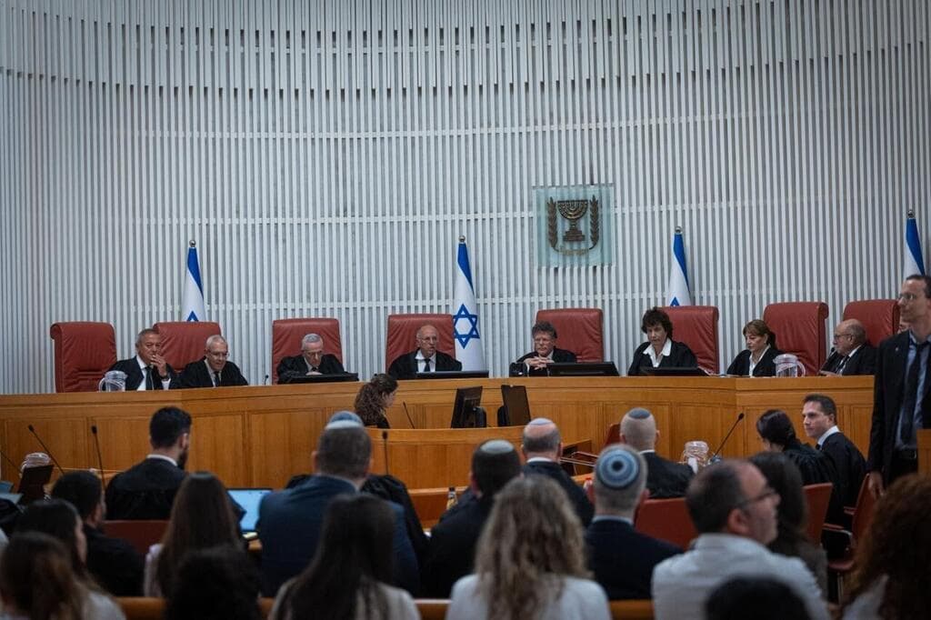 צילום: יונתן זינדל/ פלאש 90 דיון בעתירות להדחתו של איתמר בן גביר