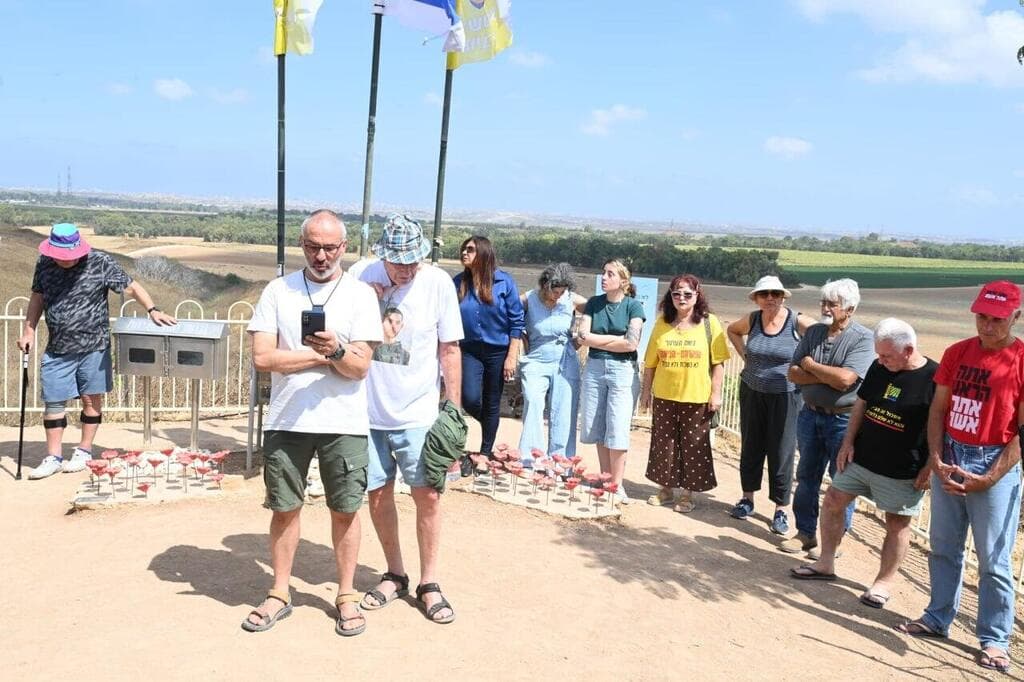 אנדרטת התצפיתניות לכבוד "יום האלף"