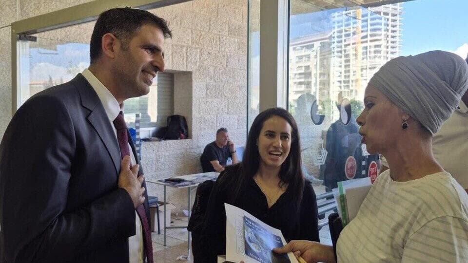 קרעי בקלפי הבחירות לפריימריז בירושלים