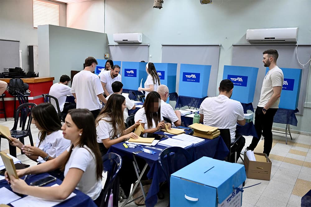 צילום: קובי קואנקס הצבעות בקלפי במודיעין