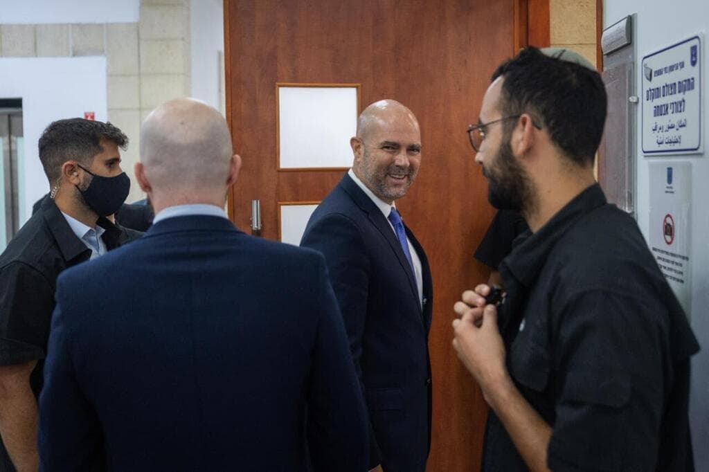 יו"ר הכנסת אוחנה בכניסה לאולם (צילום: חיים גולדברג/פלאש90) אמיר אוחנה