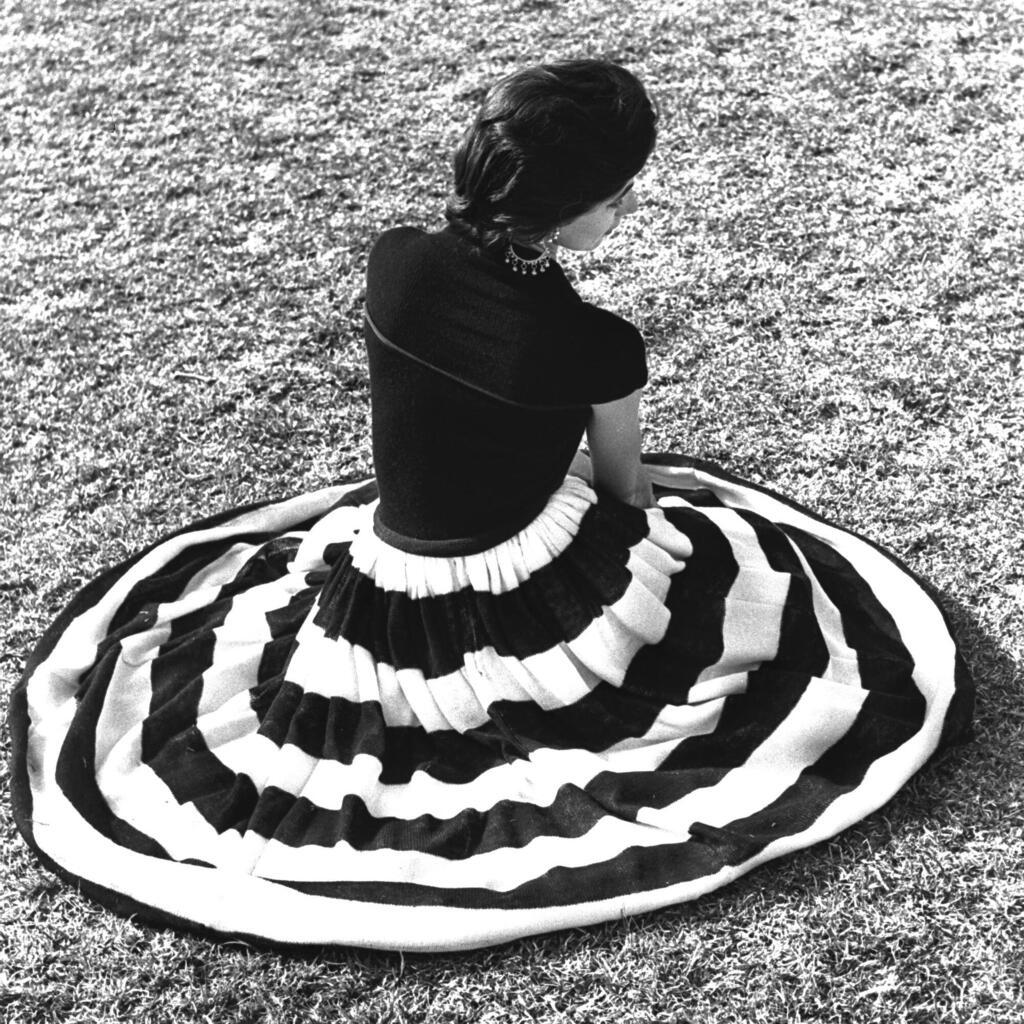 משכית, 1956