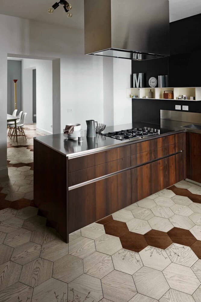 אריחי עץ מצויירים