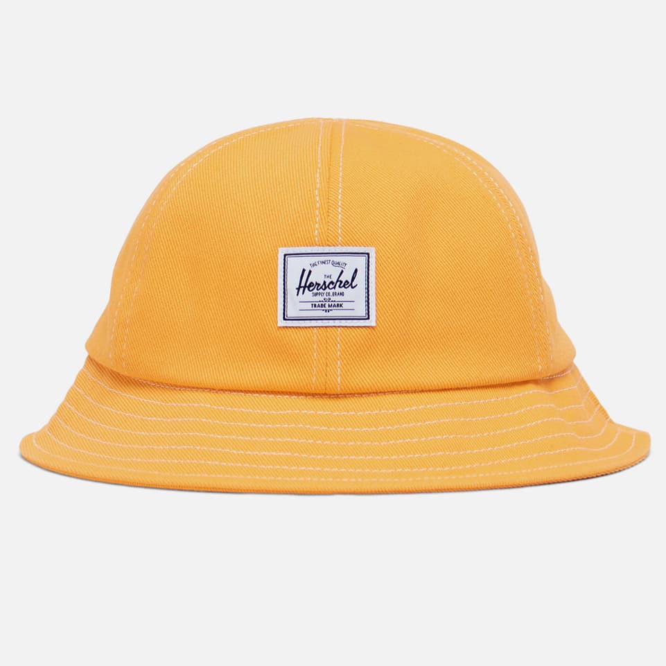 149 שקל, הרשל באתר וואן פרוג'קט (צילום: יחצ) כובע של הרשל ב-One Project