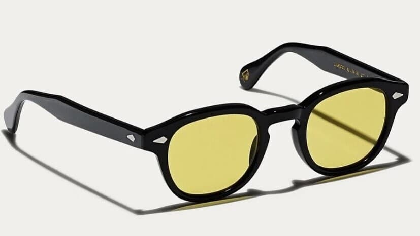 עדשות צבעוניות. 1,265 שקל, מוסקוט ברשת אופטיק סבן, ירושלים (צילום: יחצ) עדשות צבעוניות. יקר: מוסקוט