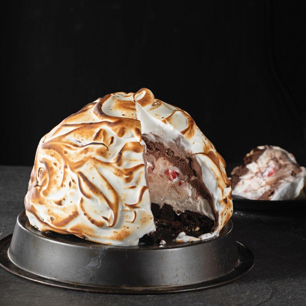 אלסקה: עוגת גלידה בציפוי מרנג