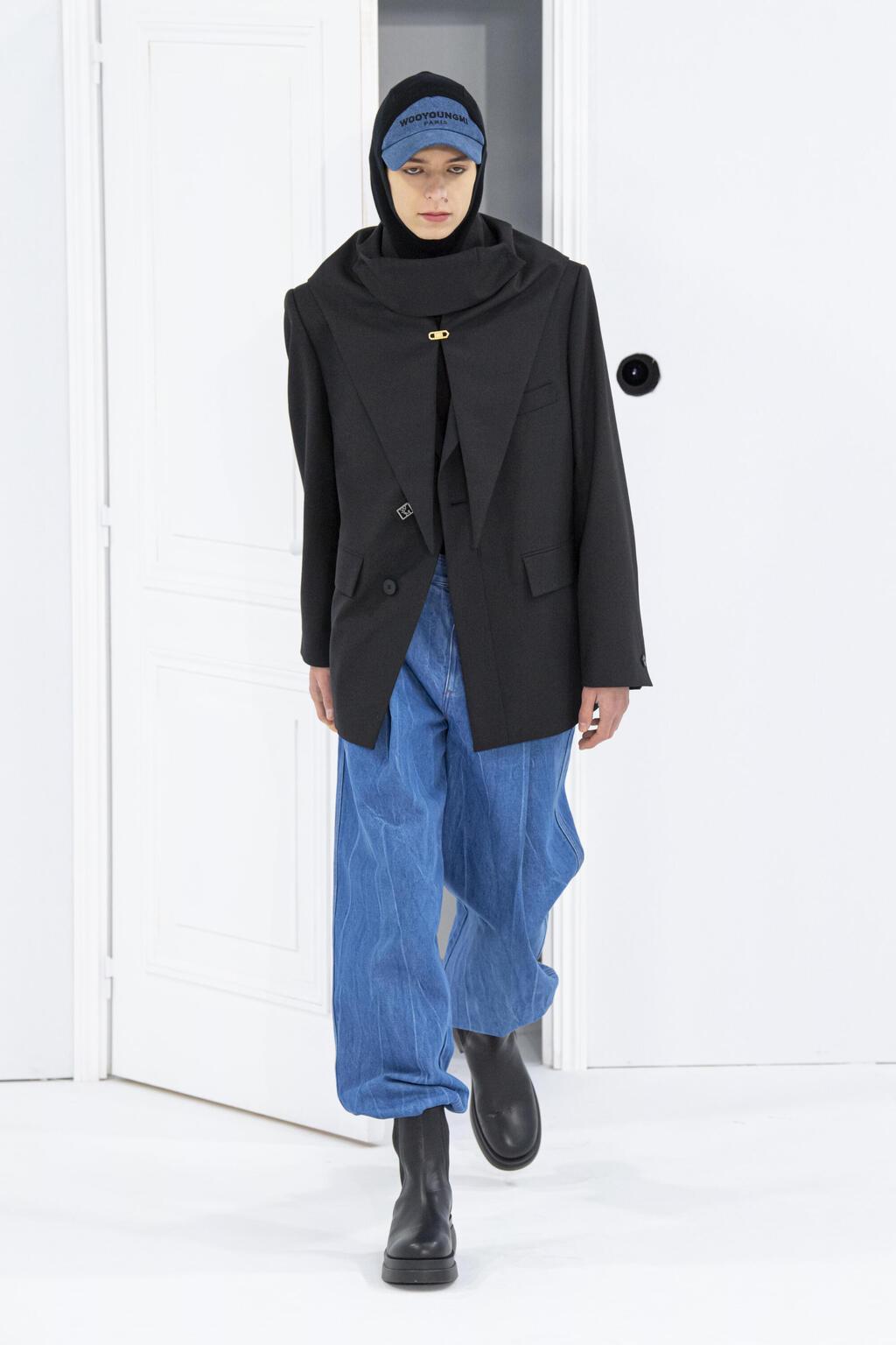 תצוגת סתיו-חורף 2022-23 של Wooyoungmi