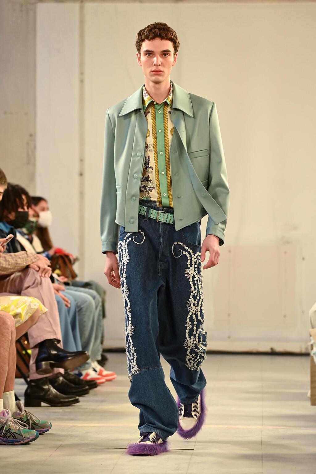 תצוגת סתיו-חורף 2022-23 של בלומארבל