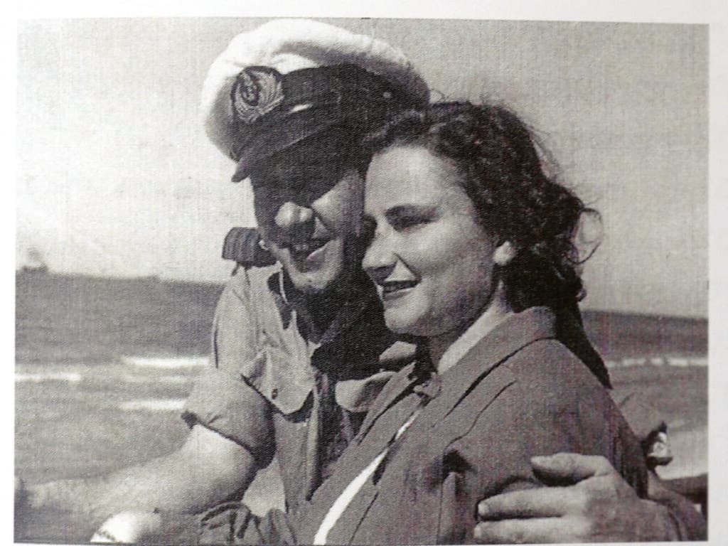 מיכל דוניה ברנר עם בעלה, מילה ברנר ז"ל, שהיה מחלוצי הימאות בארץ