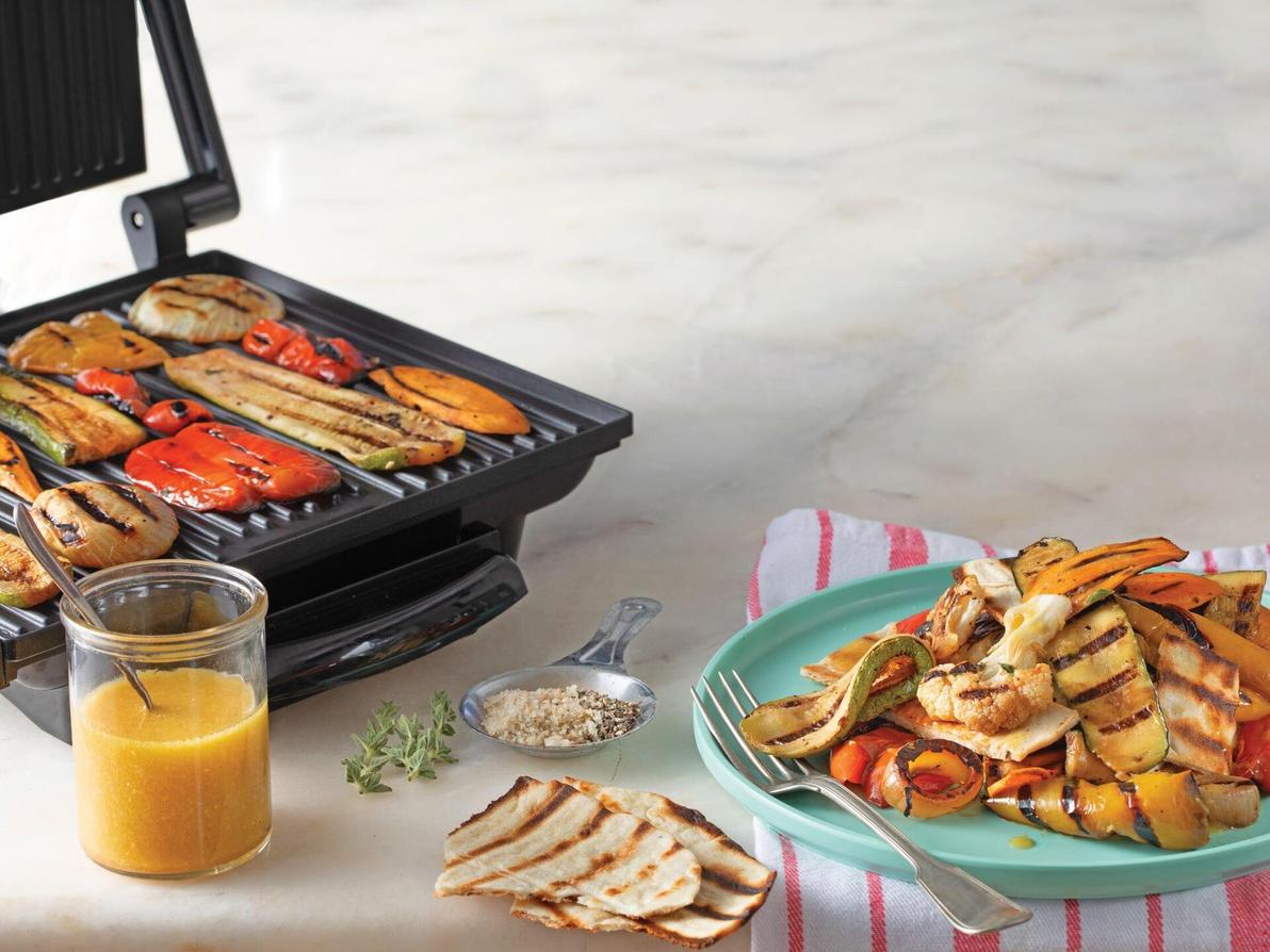 סלטוסטר עוף ואנטיפסטי