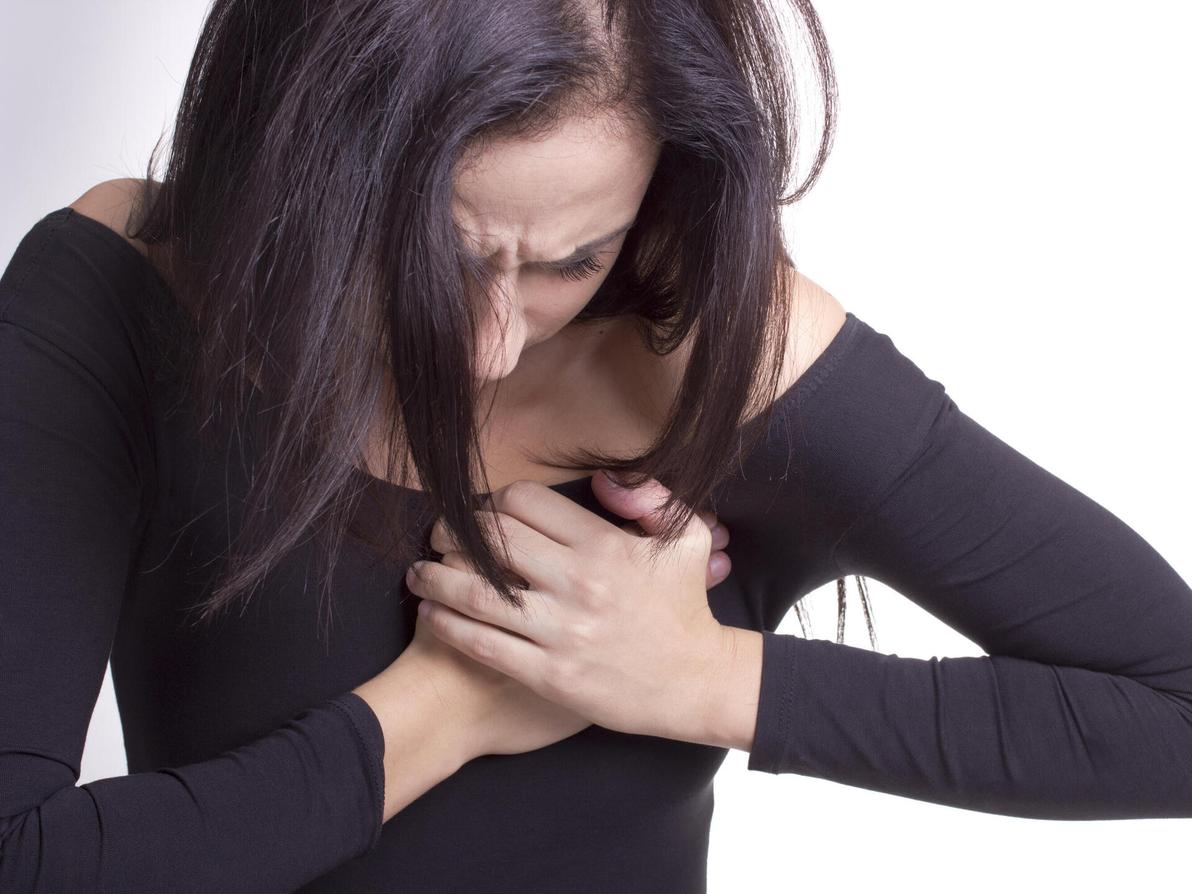 גורמי הסיכון להתקפי לב בקרב נשים צעירות: סוכרת, עישון ודיכאון