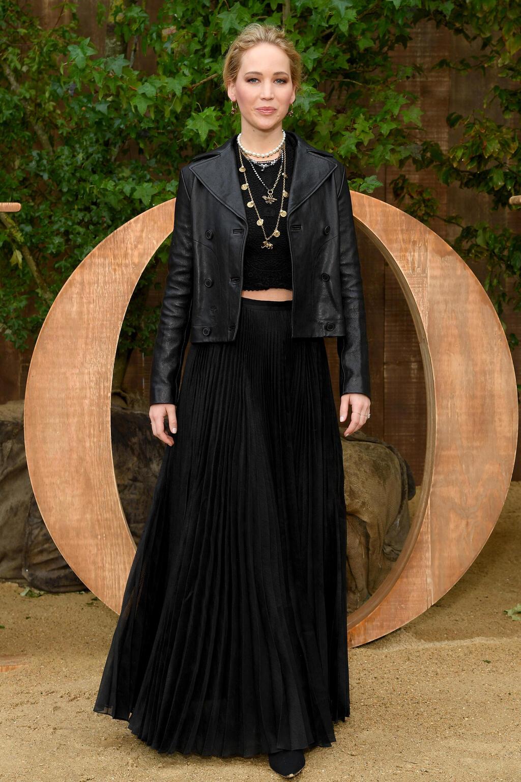 ג'ניפר לורנס בתצוגת אופנה של דיור, 2020