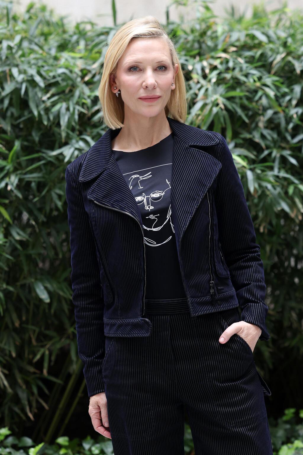 קייט בלאנשט בתצוגת אופנה של ג'ורג'יו ארמאני, 2022
