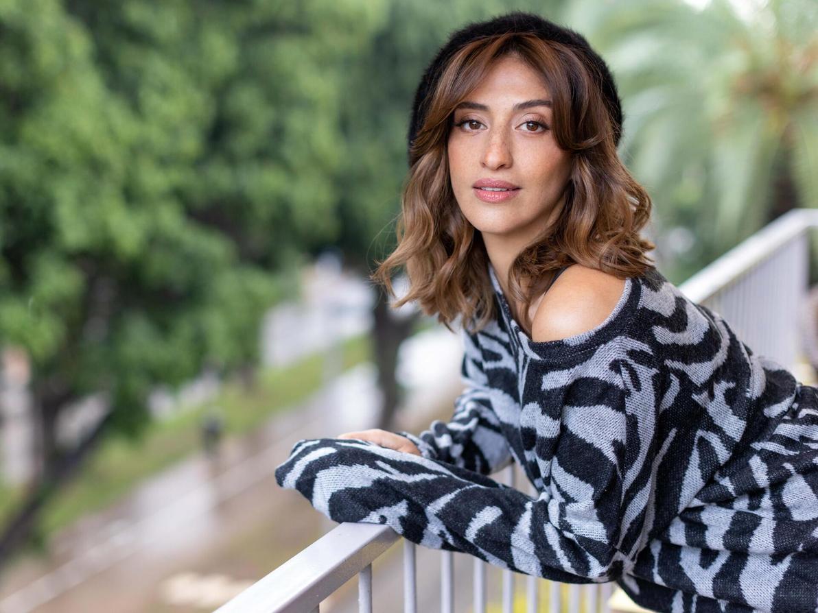 מירב שירום בביתה