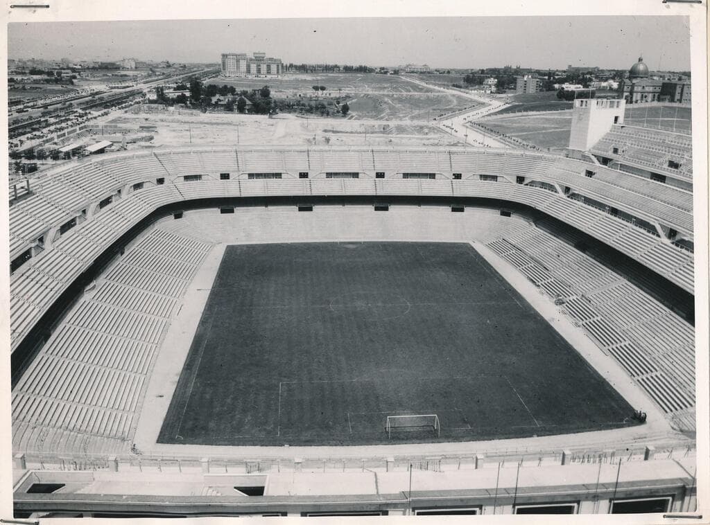 אצטדיון 1955