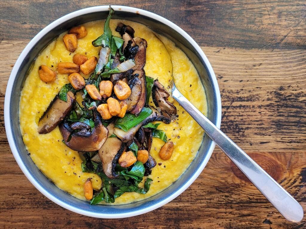 לא רק צמחוני. "סומסומיה" (צילום: צביקה בורג) לא רק צמחוני. "סומסומיה"