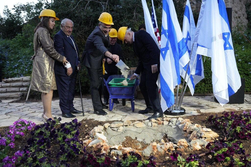 טקס הנחת אבן פינה למוזיאון בית איינשטיין בירושלים