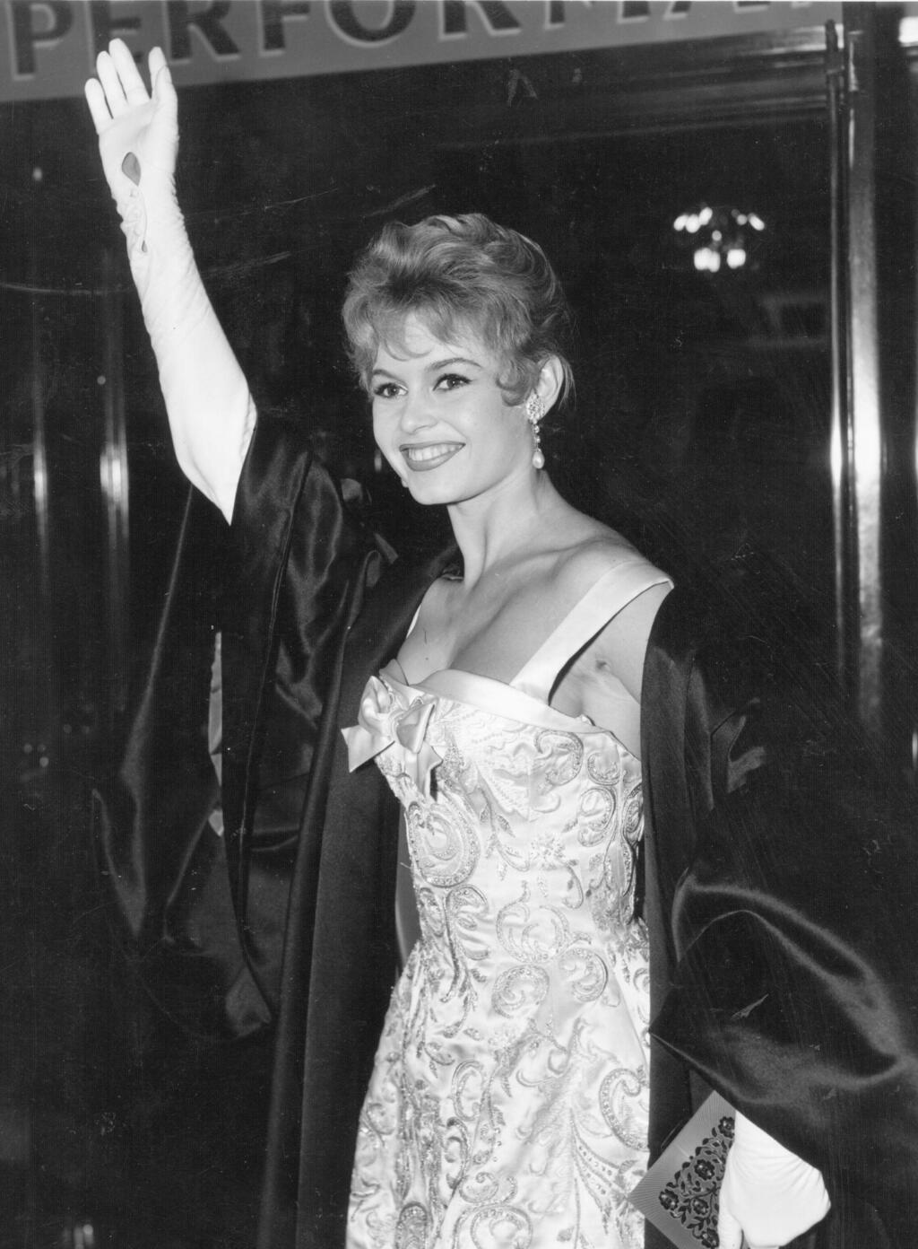 בריז'יט בארדו, 1956