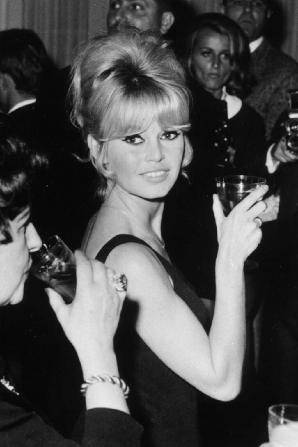 בריז'יט בארדו, 1963