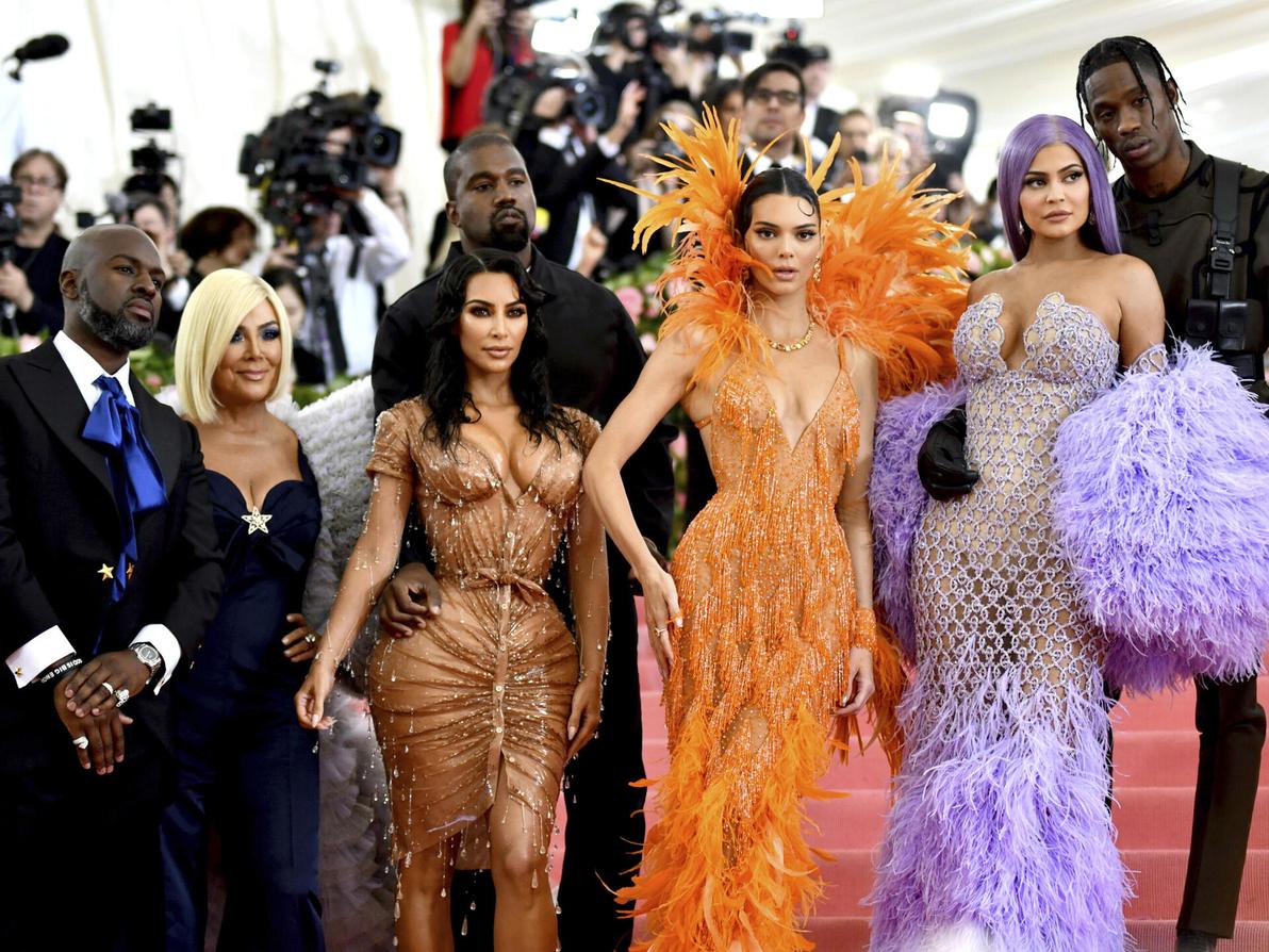 קנדל ג'נר, קיילי ג'נר, קים קרדשיאן וקריס ג'נר בגאלה של המטרופוליטן, 2019