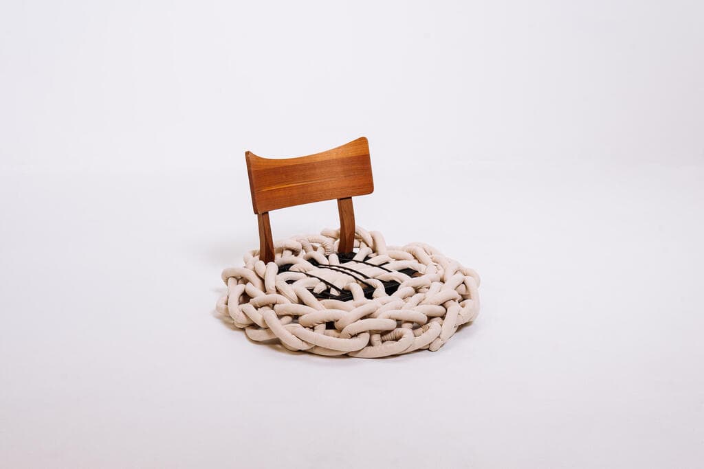 כיסא מטרה ארוגה, Knots Studio