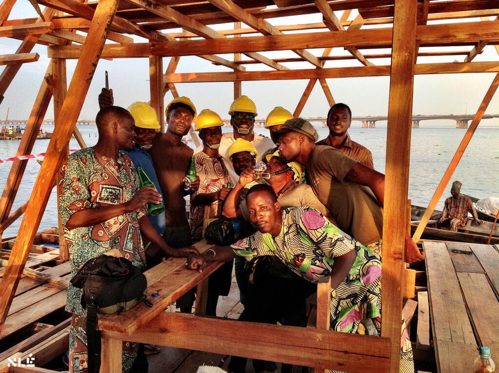 בית ספר צף, Makoko Floating School, לאגוס, ניגריה, אדריכלות צפה