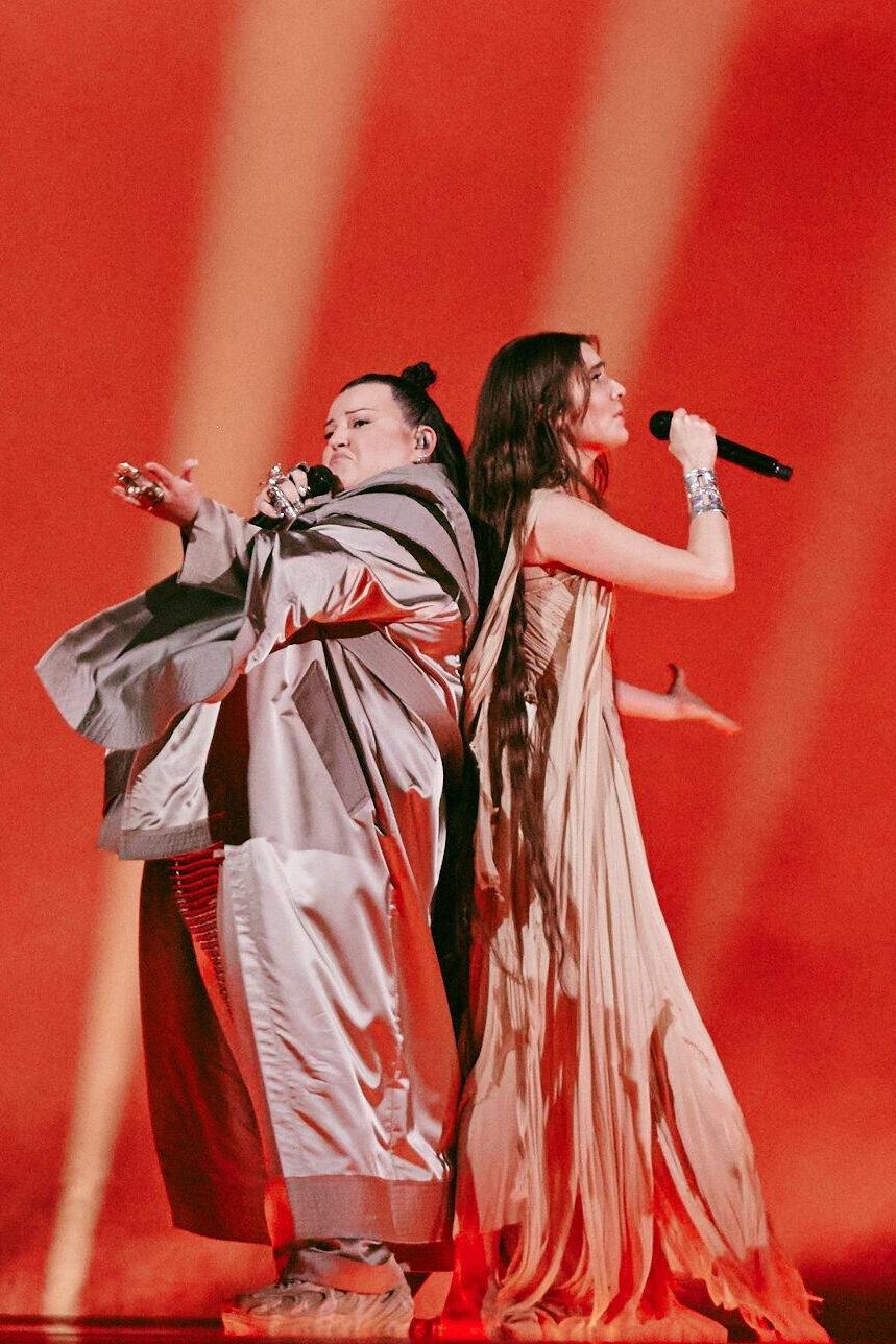 לא תיאמו תלבושות. אליונה אליונה וג'רי הייל מאוקראינה (צילום: Alma Bengtsson/EBU) ג'רי הייל ואליונה אליונה, נציגות אוקראינה לאירוויזיון 2024