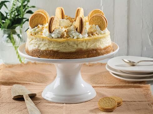 החג אתם מפתיעים: עוגת גבינה אוראו גולדן אפויה