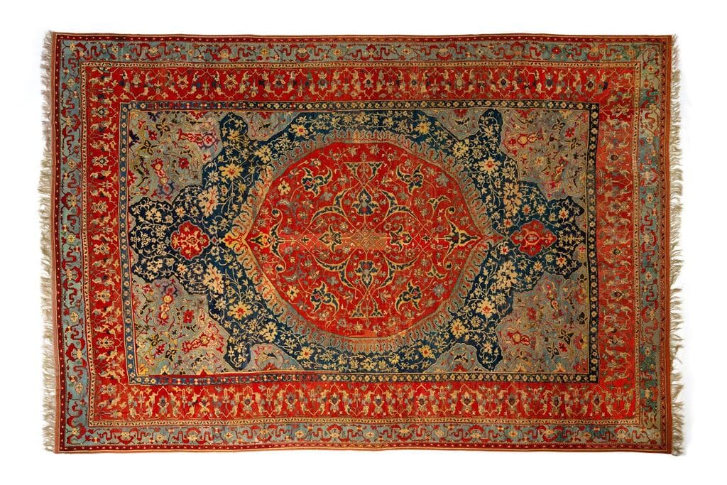 שטיח צמר בדגם מדליון, אושק, טורקיה, המאה ה-16. אוסף המוזיאון לאמנות האסלאם