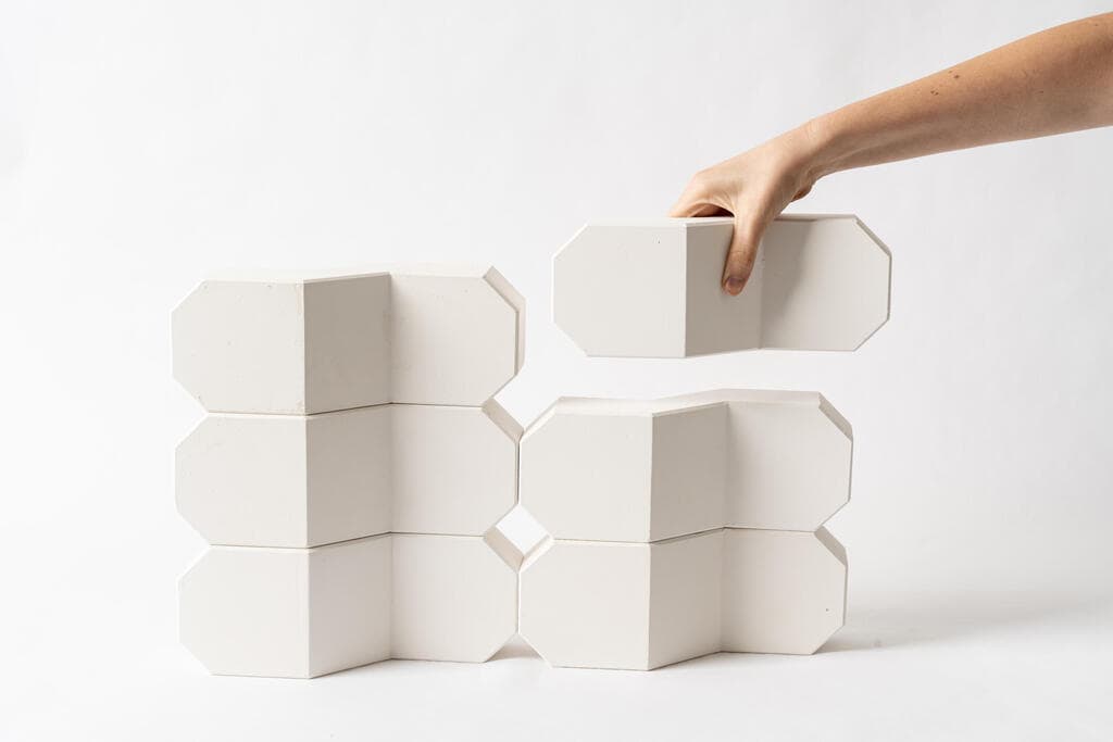 Salt Bricks עבודת הגמר של נויה אהרונסון, בצלאל