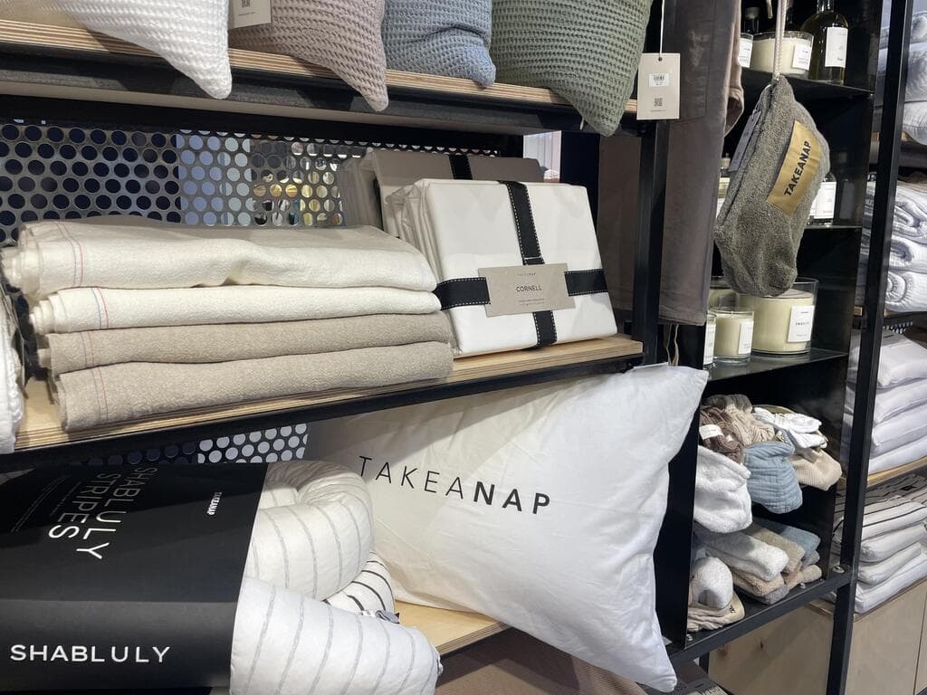 פופ-אפ של טייק-א-נאפ בקניון רמת אביב