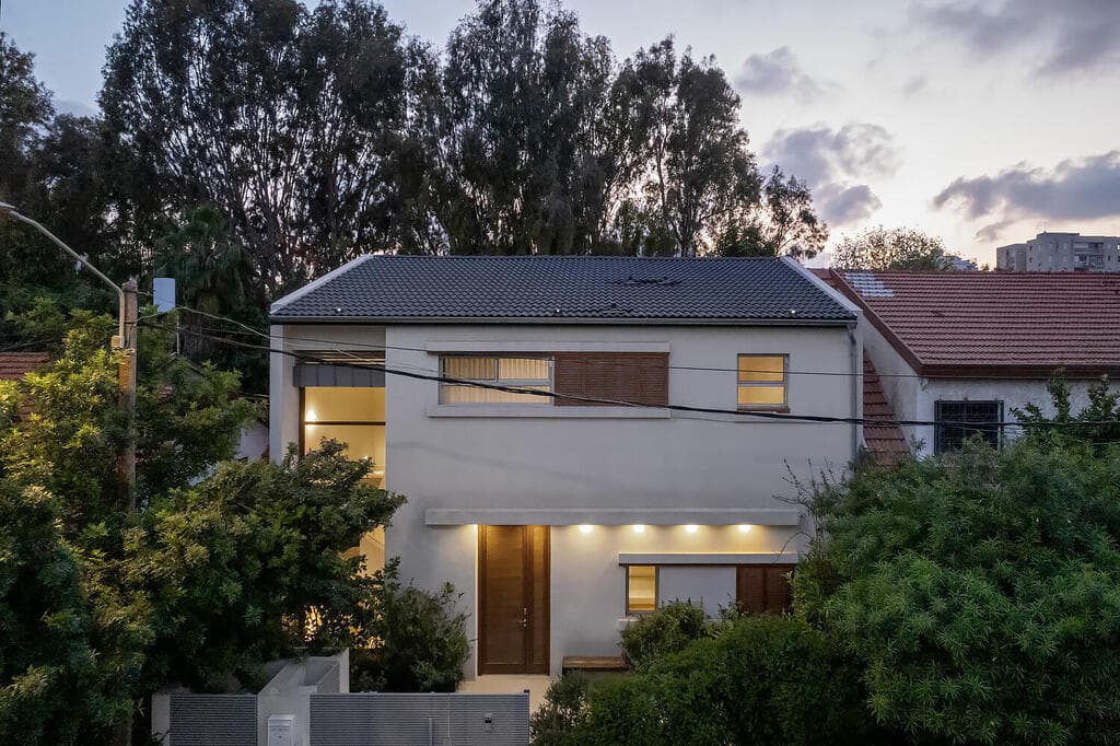 בית ברמת אביב הירוקה, האדריכלית צאלה סיון־קנטר והאדריכל עמית בארי, סטודיו מיא - מיכל יוקלה אדריכלים