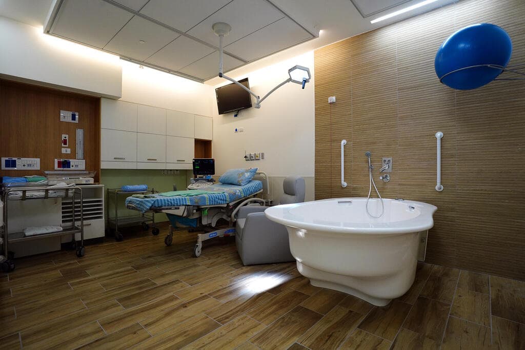  בקרוב בקפלן: חדר לידה טבעית עם בריכת לידה ייעודית