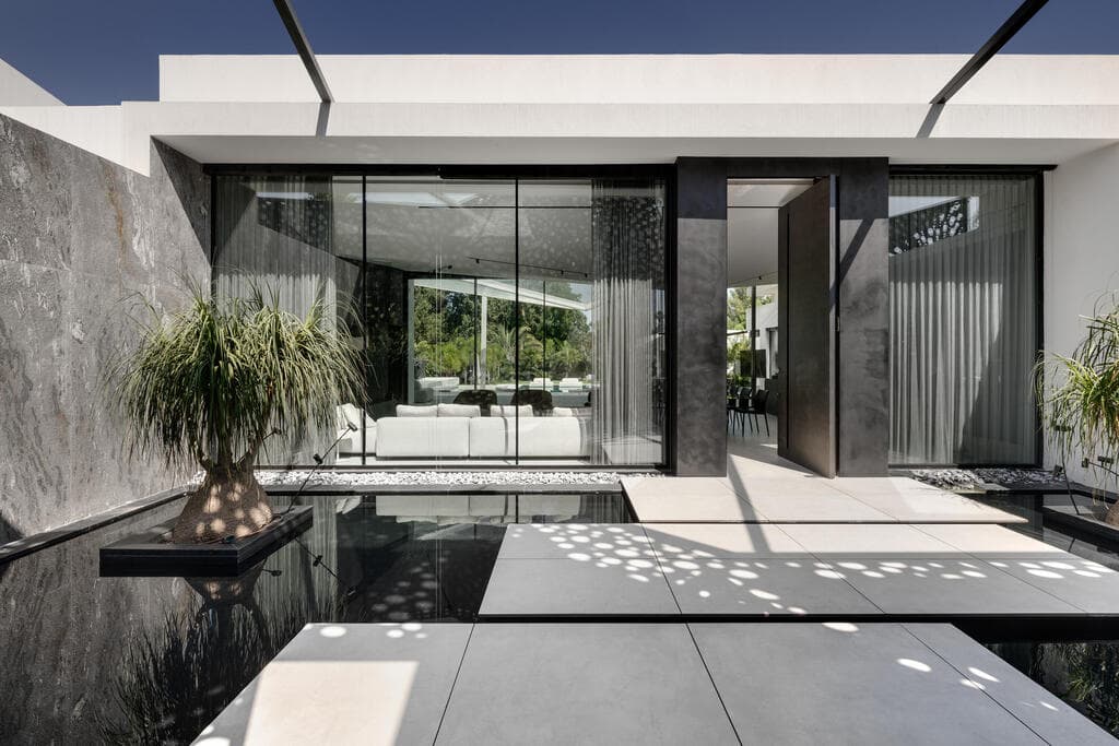 בית הכוכב בסביון, תכנון: דן והילה ישראלביץ