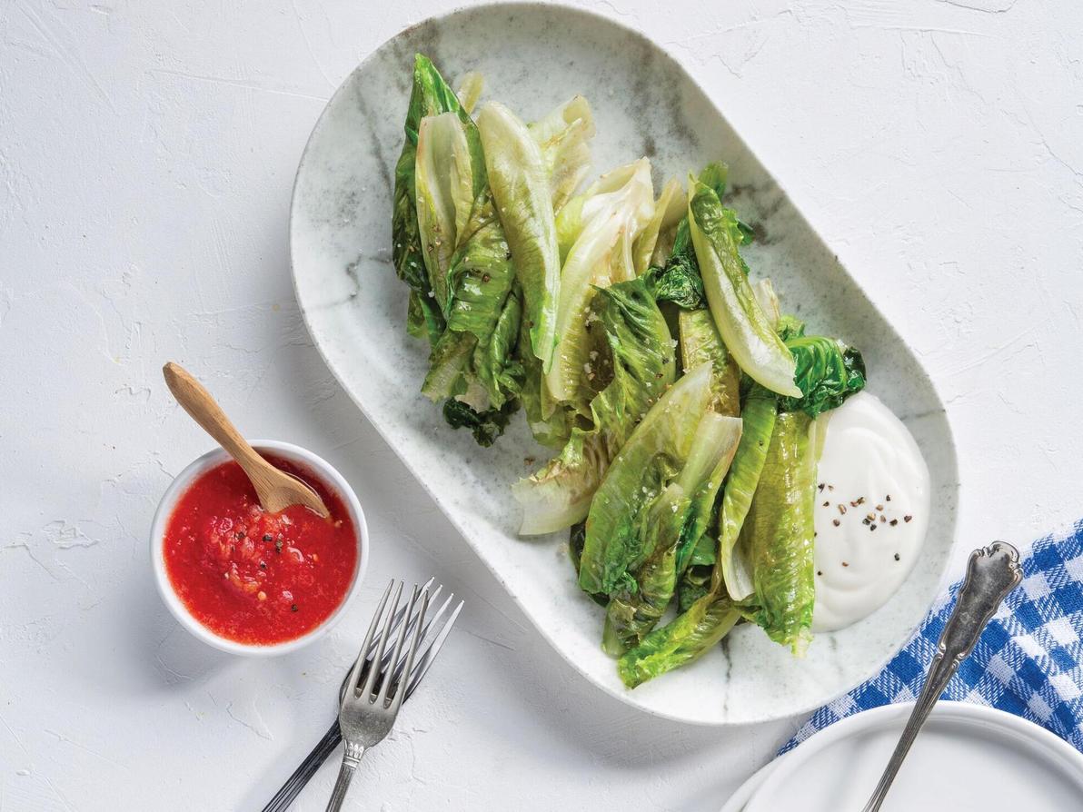 חסה צרובה (צילום: בועז לביא, סגנון: טליה הדר) חסה צרובה