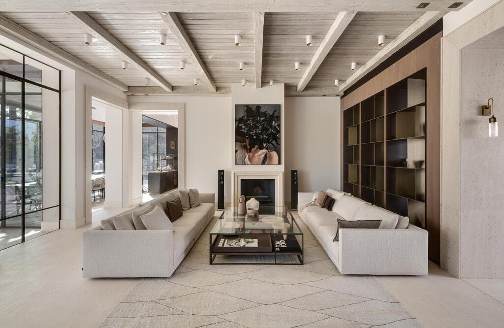 וילה בשרון, תכנון ועיצוב: מיכאל אזולאי