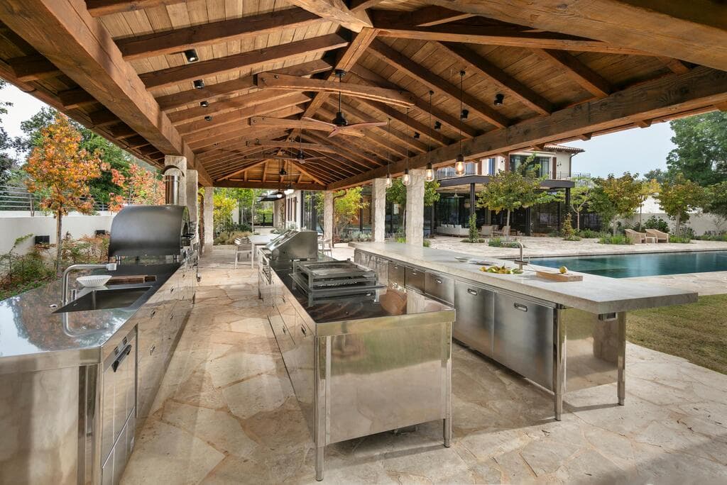 מטבח חוץ ניגא שף FOR HOME, וילה בשרון בתכנון מיכאל אזולאי