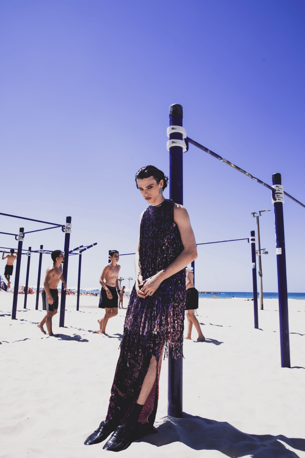 "כשאתה במקום מאוד נמוך – הכול נראה שלילי ואפור, וזה לא ככה" (צילום: עמית סליקטר) אורי חשין