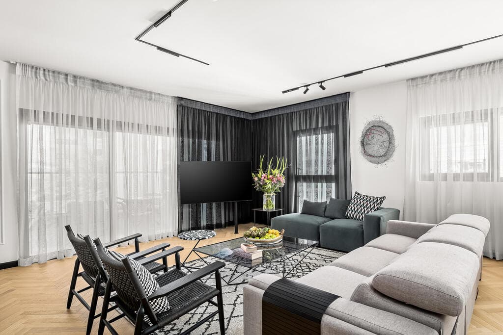 דירת מיני פנטהאוז, עיצוב: שלומית דאובה