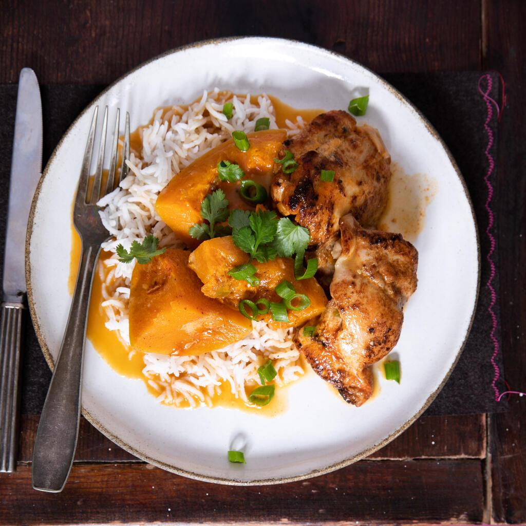 מרק/קדרה אסייתי עם פרגיות ודלורית