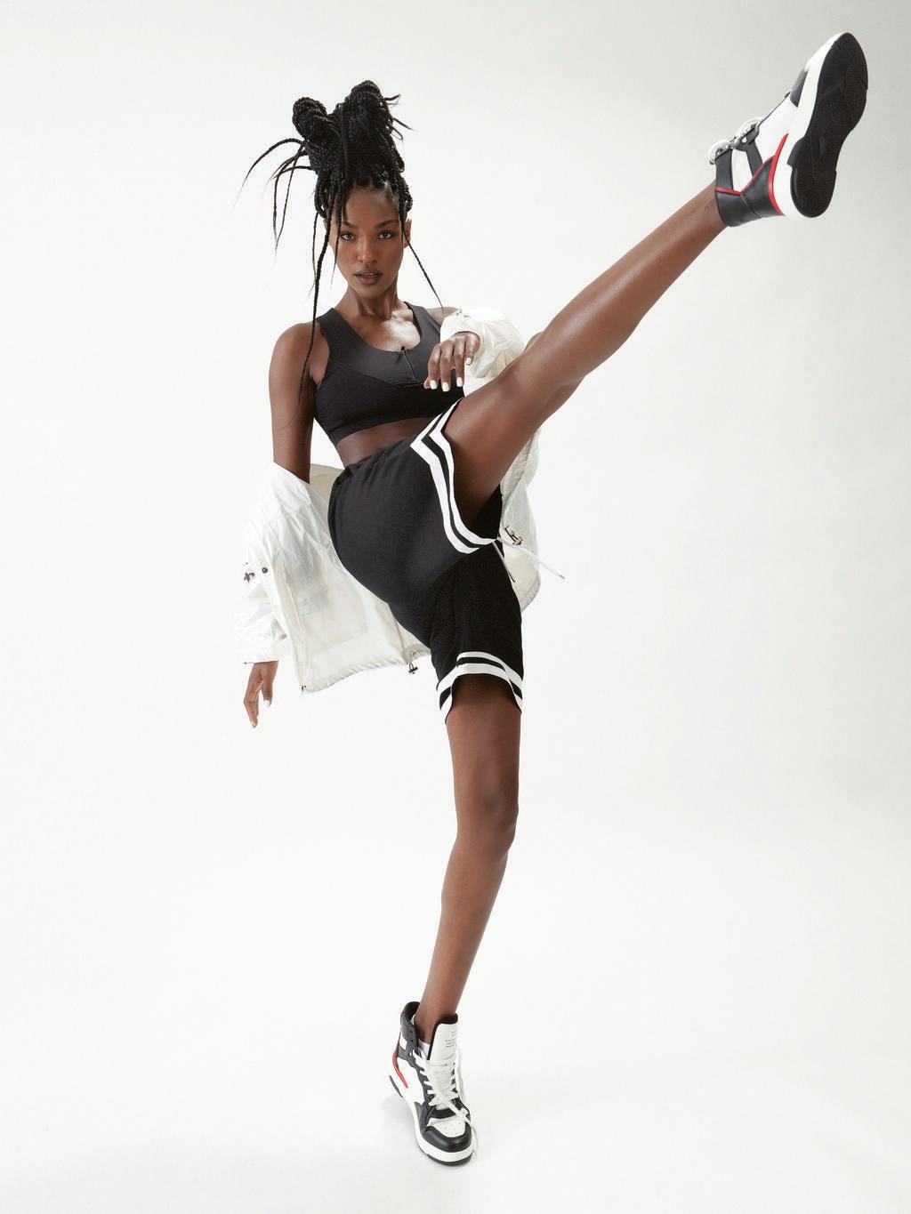 טיטי איינאו