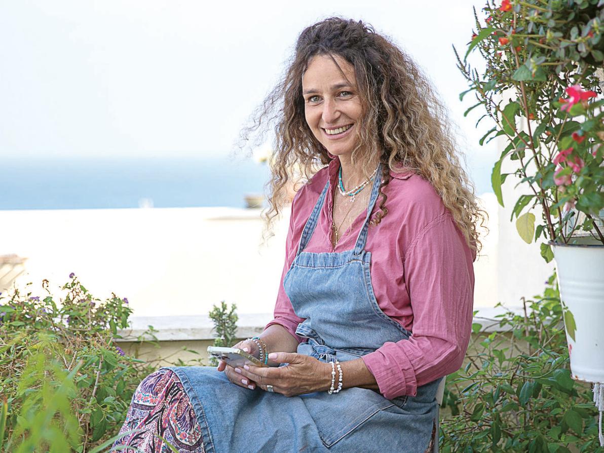 קרן אגם. "אפילו לא היה לי תקציב לקנות מצלמה" (צילום: יעל אילן) קרן אגם