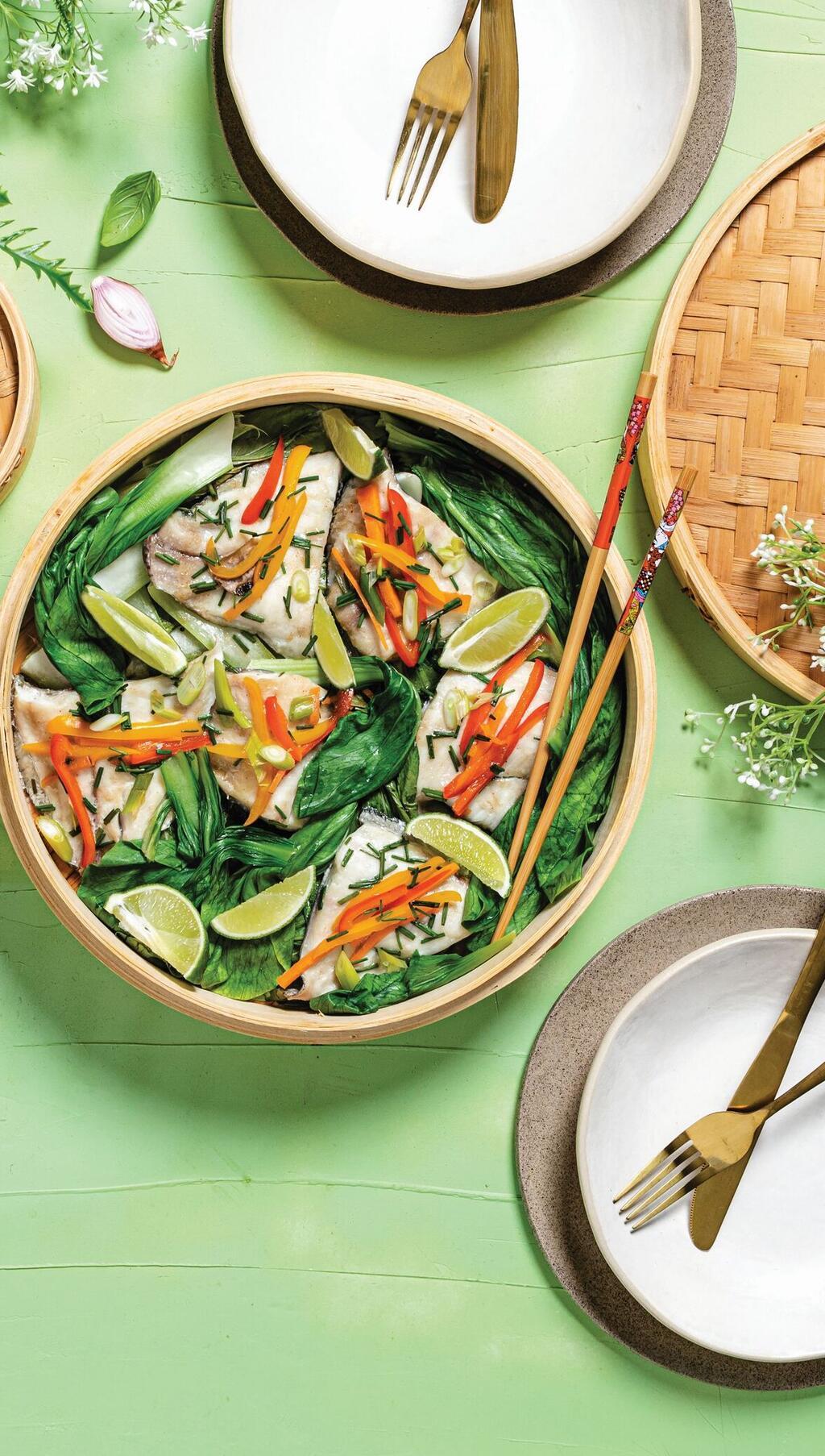 דג מאודה עם ירקות ברוטב חמוץ־מתוק 