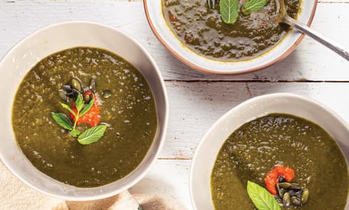 מרק עדשים ירוקות ותרד