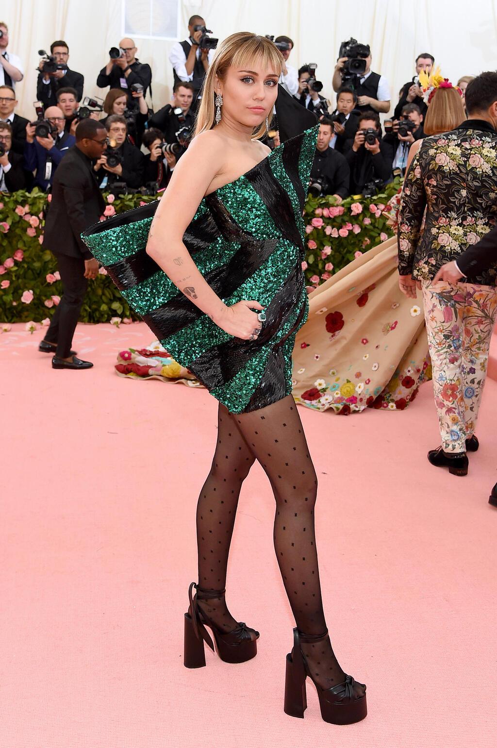 מיילי סיירוס בגאלה של המטרופוליטן, 2019