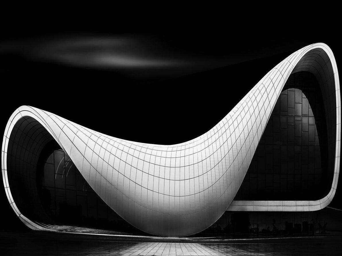 מוזיאון היידר אלייב באזרבייג'אן, אדריכלית זההא חדיד