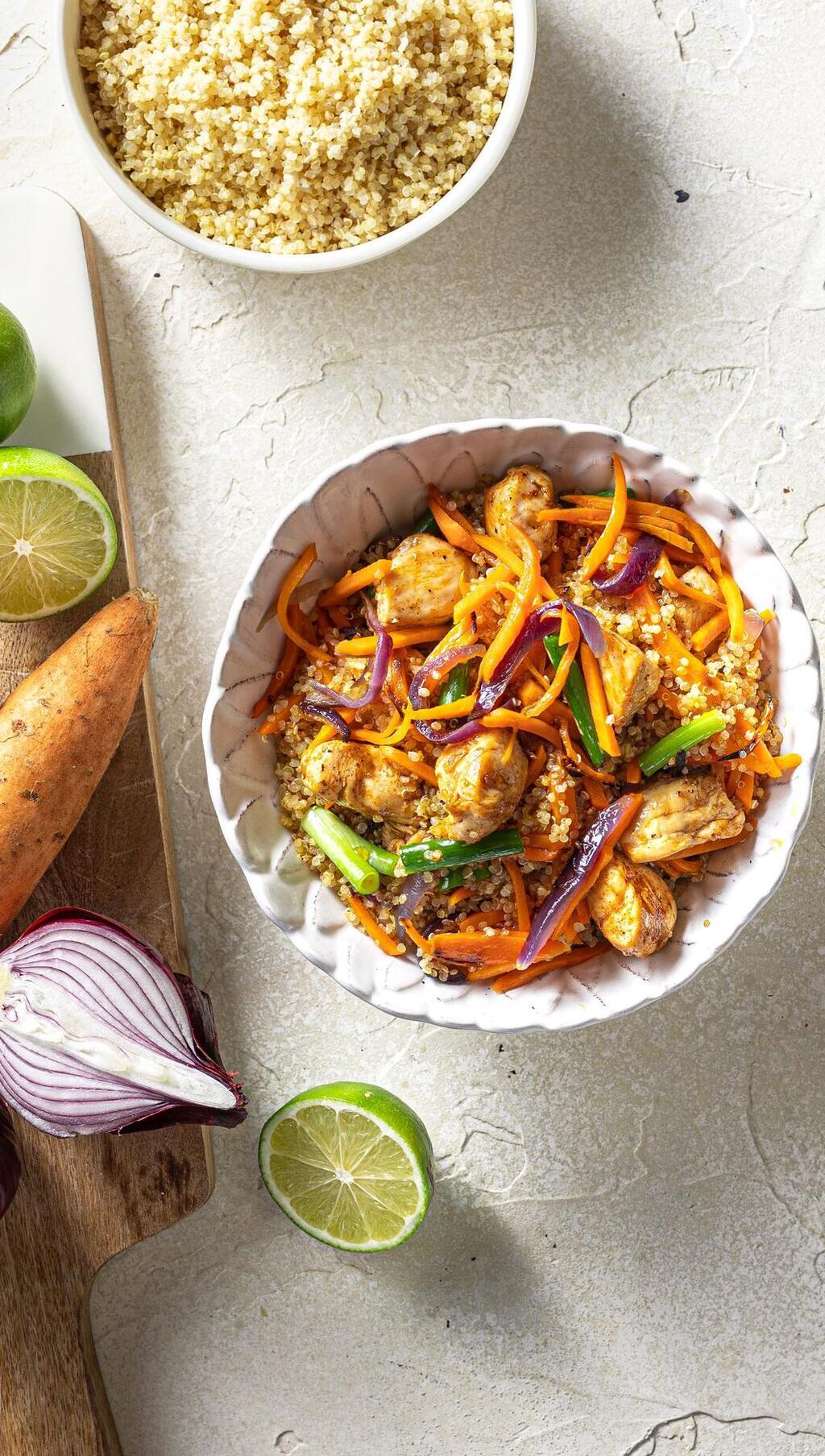 עוף ובטטה עם קינוא