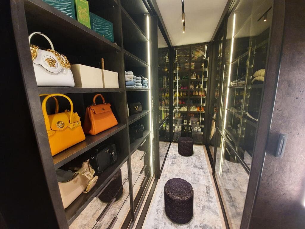 חדר ארונות באשדוד