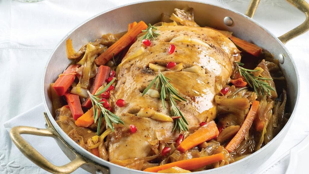 חזה הודו ברוטב רימונים וירקות